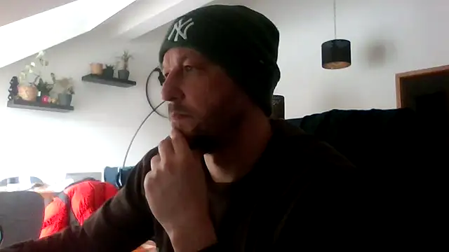 Snapshot of BennyLommy chatting on 02/06/26, 10:51 BennyLommy online show from 02/06/26, 10:51