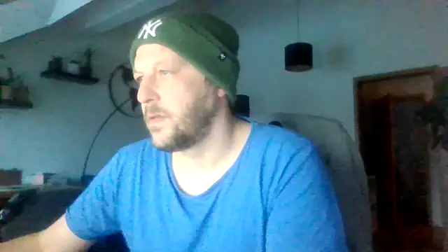 Snapshot of BennyLommy chatting on 02/09/26, 03:38 BennyLommy online show from 02/09/26, 03:38