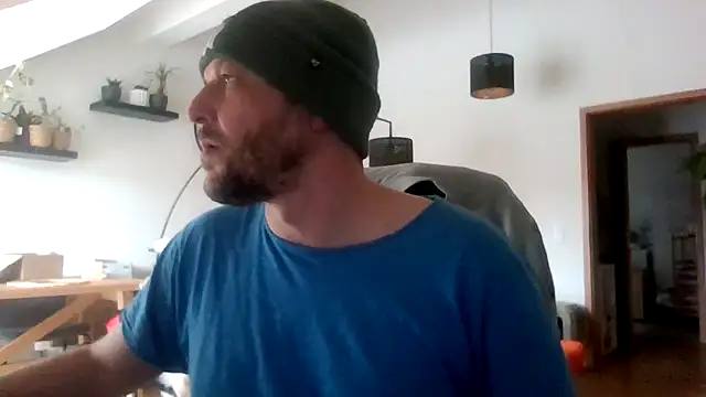 Snapshot of BennyLommy chatting on 02/10/26, 12:53 BennyLommy online show from 02/10/26, 12:53