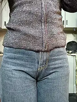 Snapshot of Sarita_7 chatting on 01/11/25, 04:16 Sarita 7 online show from 01/11/25, 04:16