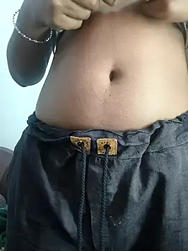 Snapshot of Sarita_7 chatting on 01/25/25, 03:51 Sarita 7 online show from 01/25/25, 03:51