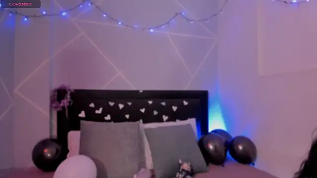 Alexa Espinoza online show from 06/30/26, 12:28