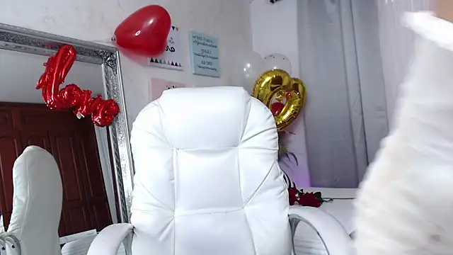 bonnie-love online show from 02/15/25, 06:44