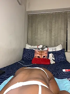 Kinkyy  online show from 10/15/25, 08:31