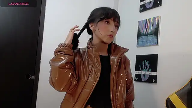 v1cky  online show from 10/10/25, 10:31