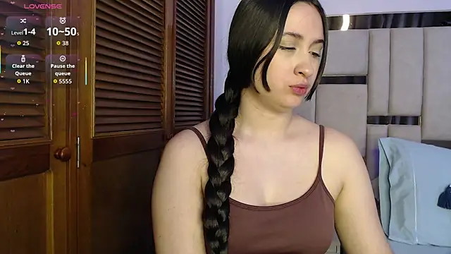 sofiaduque 26 online show from 05/03/26, 07:31