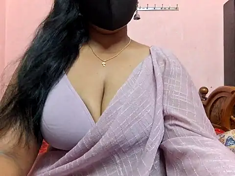 Pallavi-sri online show from 04/12/26, 03:50