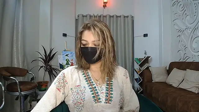 Jen jennyy1 online show from 05/18/26, 06:14