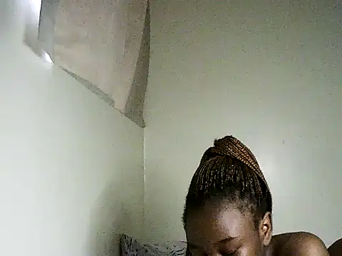 Novah  online show from 09/30/25, 08:41