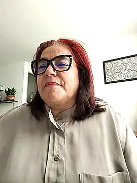 MARIANMILLS   online show from 03/04/25, 12:44