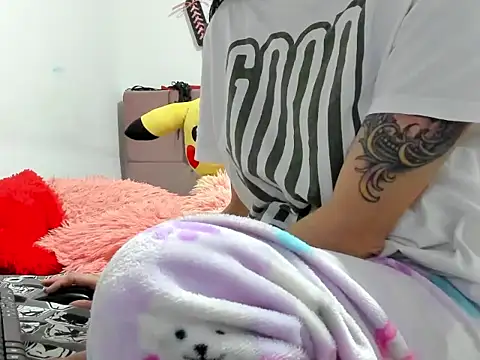 Sexualadiccion  online show from 09/15/25, 05:02