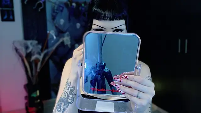 Madison Jackson online show from 11/13/25, 09:58