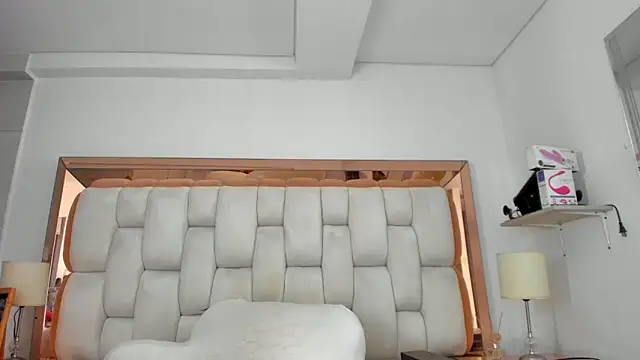 emilyparkerr01 online show from 03/03/25, 11:14