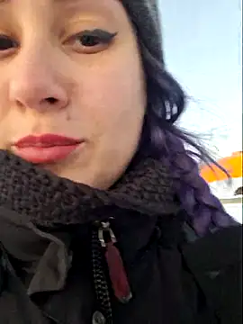 Snapshot of Erotic_Synth_Goddess chatting on 02/18/25, 03:10 Erotic Synth Goddess online show from 02/18/25, 03:10