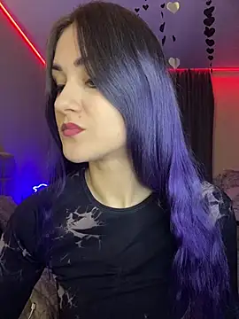 Snapshot of Erotic_Synth_Goddess chatting on 02/21/25, 04:16 Erotic Synth Goddess online show from 02/21/25, 04:16