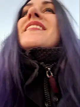 Snapshot of Erotic_Synth_Goddess chatting on 02/25/25, 03:27 Erotic Synth Goddess online show from 02/25/25, 03:27