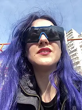 Snapshot of Erotic_Synth_Goddess chatting on 03/14/25, 01:02 Erotic Synth Goddess online show from 03/14/25, 01:02