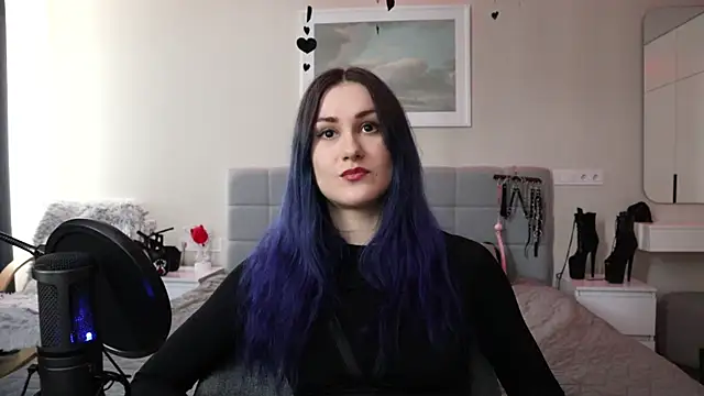 Snapshot of Erotic_Synth_Goddess chatting on 03/22/25, 01:41 Erotic Synth Goddess online show from 03/22/25, 01:41