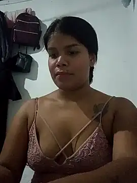 Snapshot of Wendy_Hot_ chatting on 02/09/25, 04:14 Wendy Hot online show from 02/09/25, 04:14