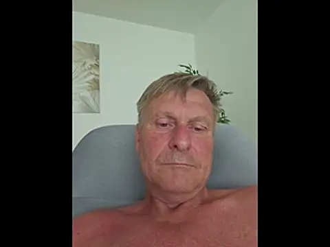 johnnym1 online show from 06/22/26, 01:52