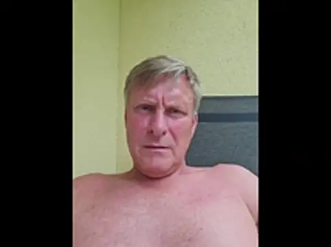 johnnym1 online show from 07/17/26, 01:18