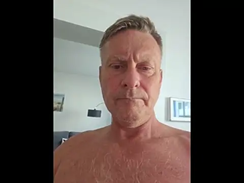 johnnym1 online show from 07/25/26, 06:33