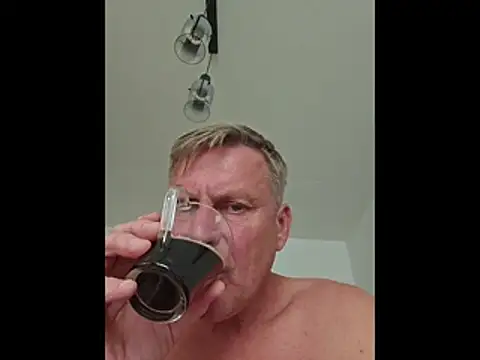 johnnym1 online show from 07/27/26, 02:35