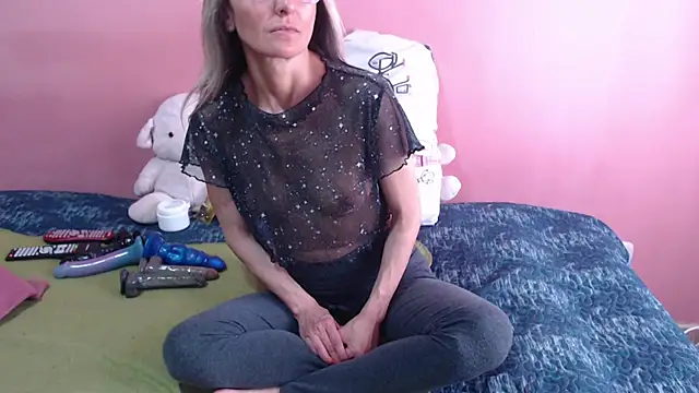 Susanlover online show from 10/07/25, 08:39