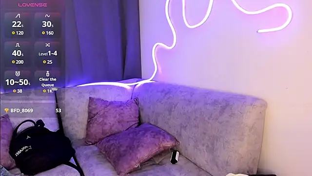 Snapshot of Victoria_se chatting on 03/15/25, 01:52 Victoria se online show from 03/15/25, 01:52