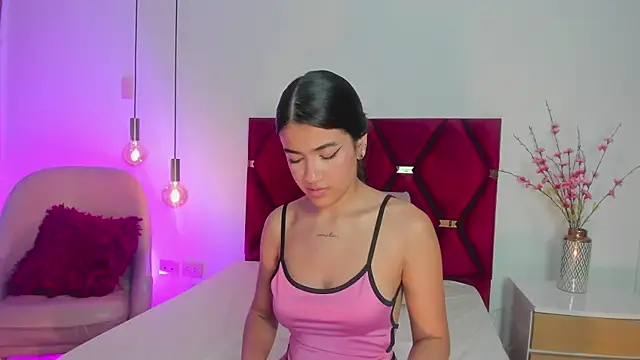LeaahCarter online show from 12/12/24, 05:48