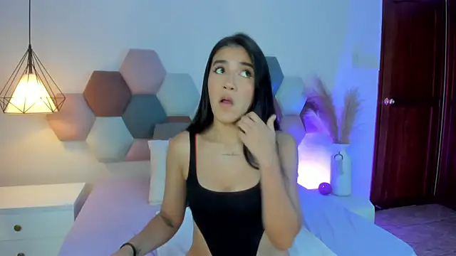 LeaahCarter online show from 03/21/25, 06:07