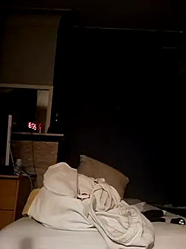 kinkyrobke18 online show from 12/04/25, 03:54