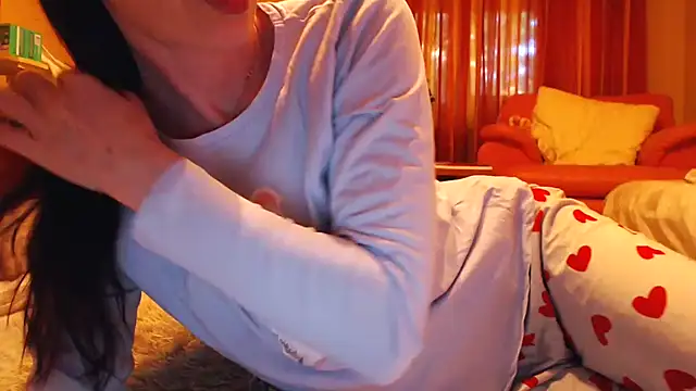 LovelyAndraGirl online show from 05/07/26, 03:56