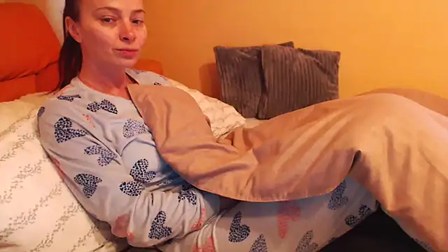 LovelyAndraGirl online show from 05/09/26, 10:53