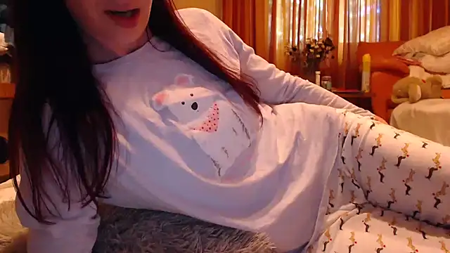 LovelyAndraGirl online show from 05/17/26, 12:01