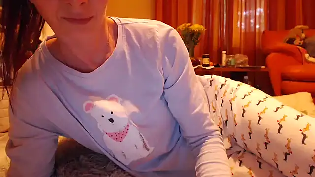 LovelyAndraGirl online show from 05/20/26, 04:46