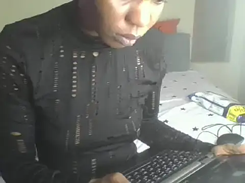 t-NaughtyLicia online show from 12/09/24, 10:11