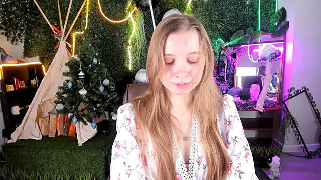 MayaSinabon online show from 12/15/24, 01:22