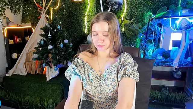 MayaSinabon online show from 12/18/24, 03:11