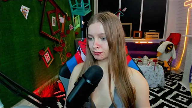 MayaSinabon online show from 02/18/25, 03:21