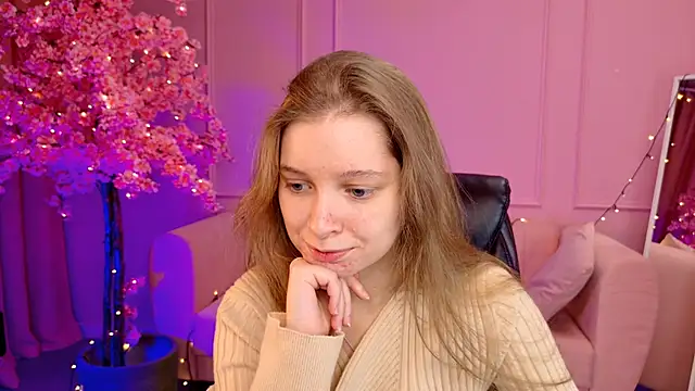 MayaSinabon online show from 03/04/25, 09:07