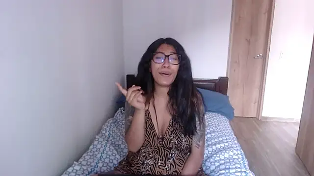 sofia rosse4 online show from 02/24/25, 08:47