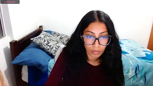 sofia rosse4 online show from 09/29/25, 01:00