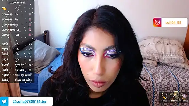 Snapshot of sofia_rosse4 chatting on 12/14/25, 02:11 sofia rosse4 online show from 12/14/25, 02:11
