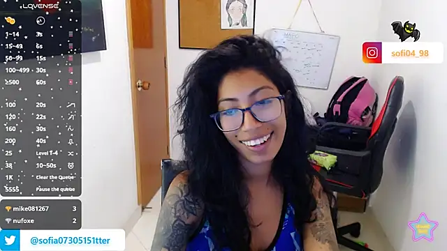 Snapshot of sofia_rosse4 chatting on 05/15/26, 10:50 sofia rosse4 online show from 05/15/26, 10:50
