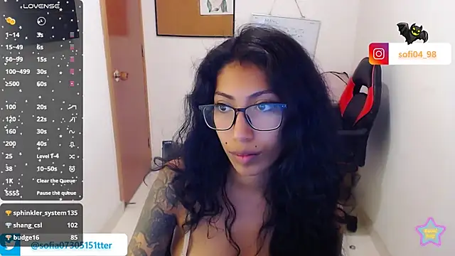 Snapshot of sofia_rosse4 chatting on 05/19/26, 01:56 sofia rosse4 online show from 05/19/26, 01:56