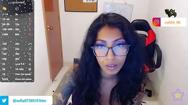 Snapshot of sofia_rosse4 chatting on 05/19/26, 11:44 sofia rosse4 online show from 05/19/26, 11:44
