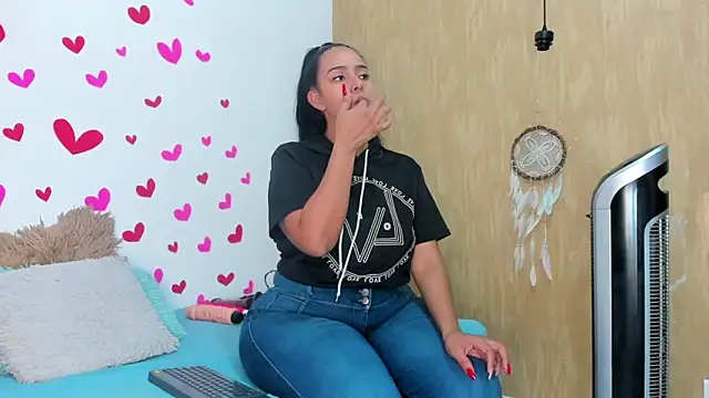 Luya Jhon online show from 02/11/25, 11:32