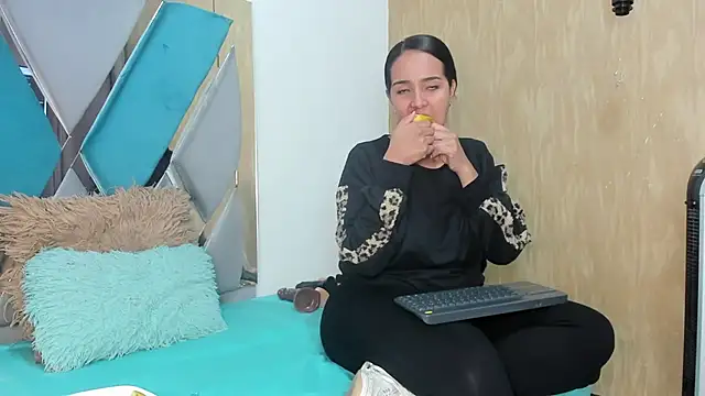 Luya Jhon online show from 02/19/25, 11:49