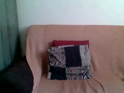 Snapshot of _mscassie chatting on 10/17/25, 03:47 mscassie online show from 10/17/25, 03:47